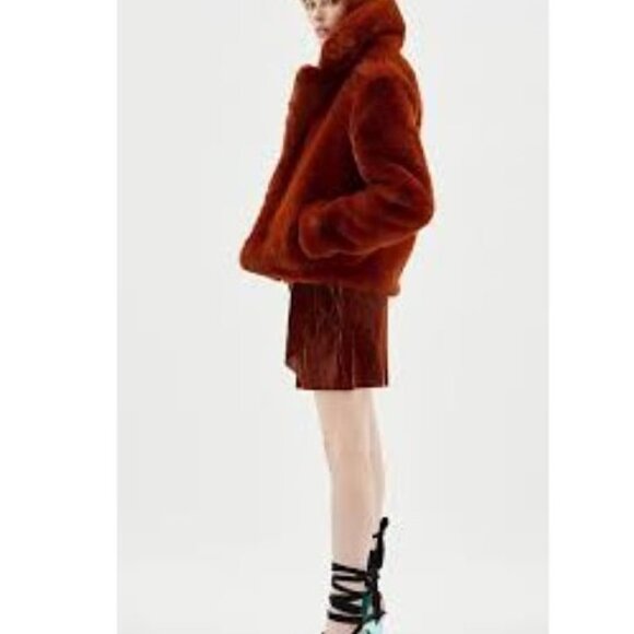 MINKPINK Faux Fur Jacket Size SMALL in Ginger New with tag $189 - Picture 4 of 12